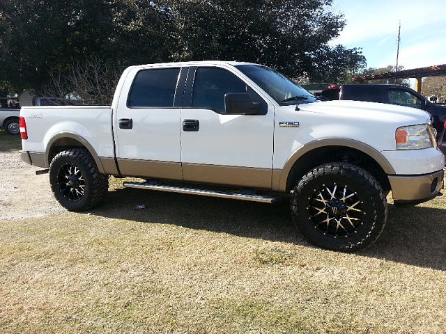 35s and leveled pics...please post em up.-forumrunner_20131212_214556.jpg