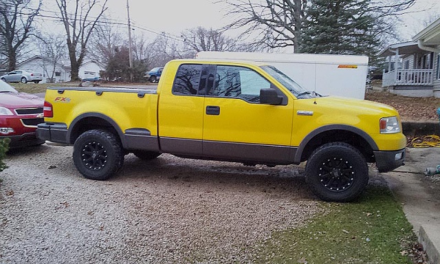 Lets see those yellow trucks!-fx4-stock.jpg