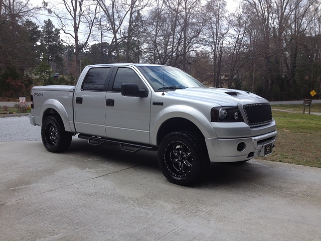 let's see some leveled 04-08 f150s-img_1819.jpg