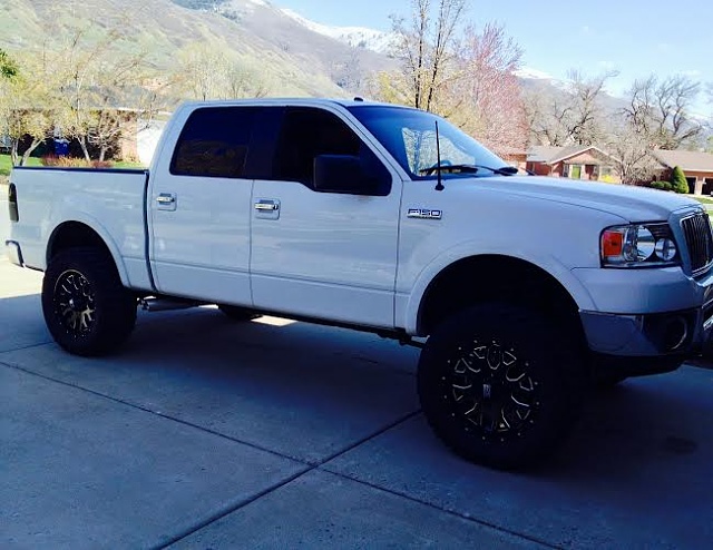 Post Your White 04-08 Pickup-truckwheel1.jpg