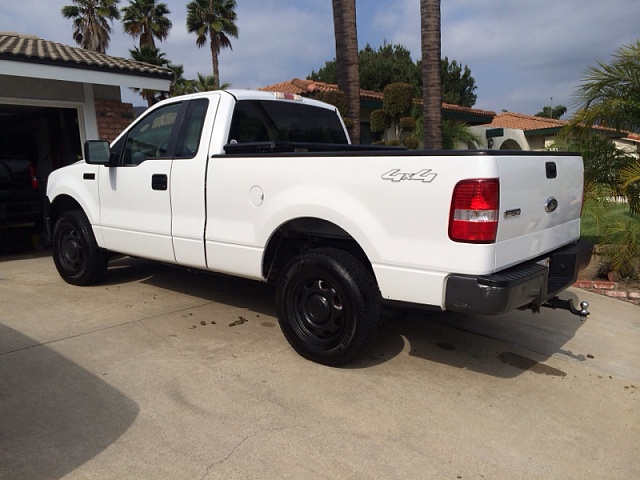 Post Your White 04-08 Pickup-image-2442804981.jpg