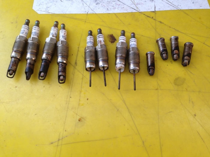 plugs on 2004 3v 5.4 - Ford F150 Forum - Community of Ford Truck Fans 2004 Ford F150 Lariat 5.4 Triton Spark Plugs