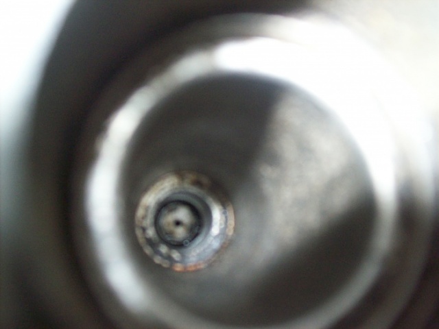 How I pulled out a broken spark plug-100_2702.jpg