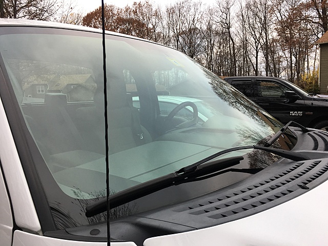 Anyone have pic of OEM windshield?-2mz4txr.jpg