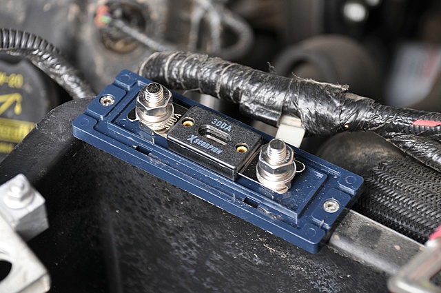 installing power inverter in bed of truck. anyone did this??-yomay81.jpg
