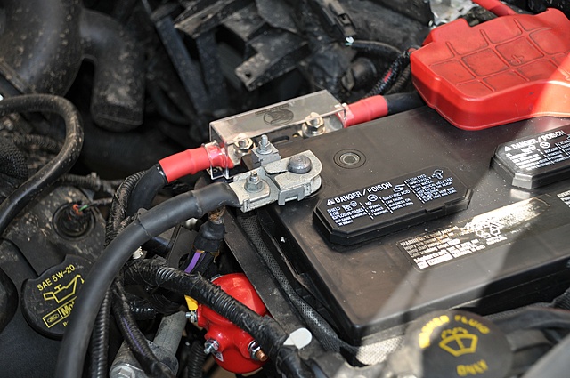 installing power inverter in bed of truck. anyone did this??-9uormbz.jpg