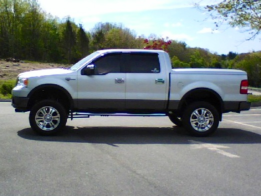 Poll: leveling kit or 6 inch lift, need opinions-image-395332108.jpg