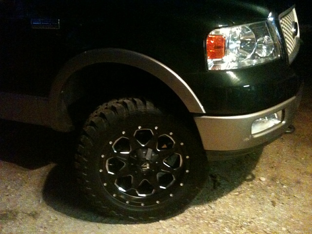 20" rims with 33" tires? post em!-image-3274741567.jpg