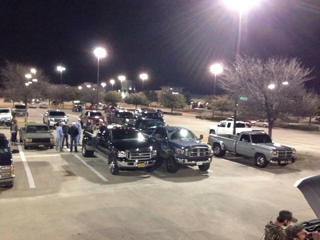 Carhartts and Tailgates truck meet in DFW!!-image-1367881247.jpg