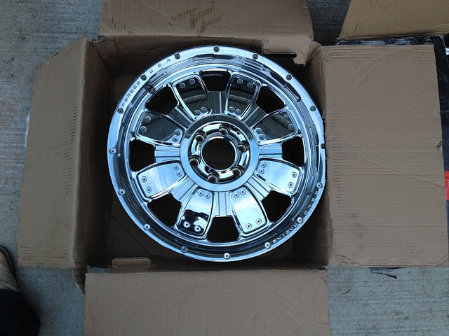 20x9.5 Weld Racing EVO Commando Rims-img_0713.jpg