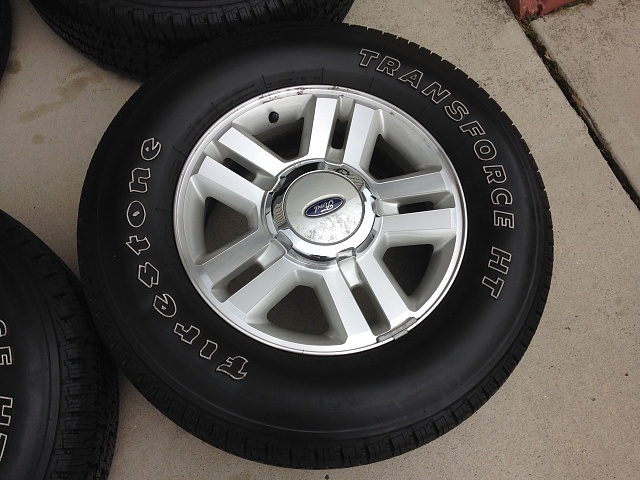 Set of 4 Ford F150 18&quot; OEM Wheels Rims with Near New Tires-photo-2-2-.jpg