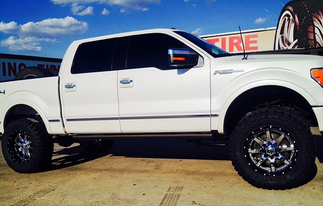 F150 Platinum 4x4 6&quot; lift with New 35&quot; toyos and 20&quot; Fuels-photo-4.jpg