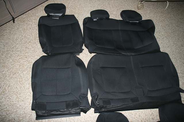 2011 fx2 oem cloth seats covers-img_7645.jpg