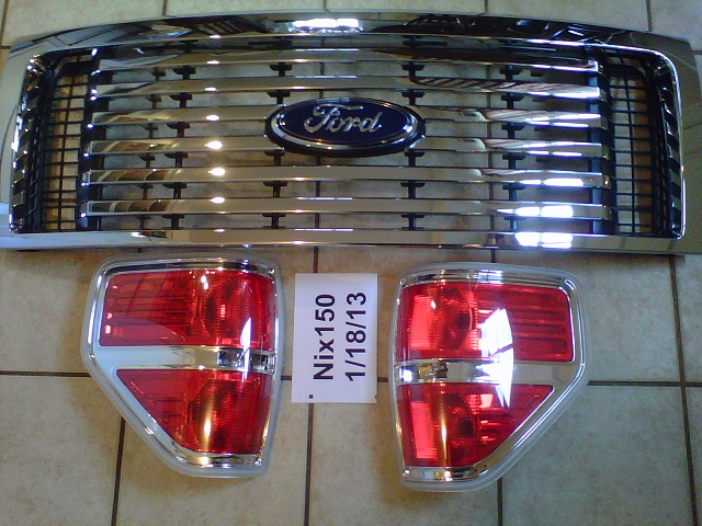 FS: Chrome 6-Bar Grill &amp; Chrome Tails-2012-grill-tail-lights-front.jpg