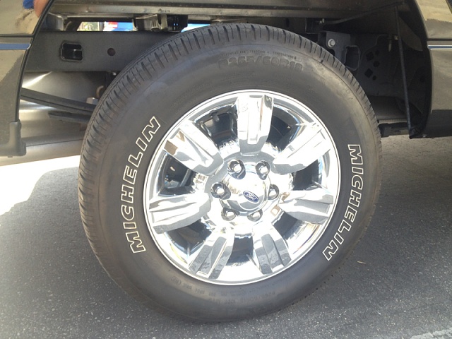 S: 18&quot; Chrome Rims/Tires off 2012 XLT-image-1688902516.jpg