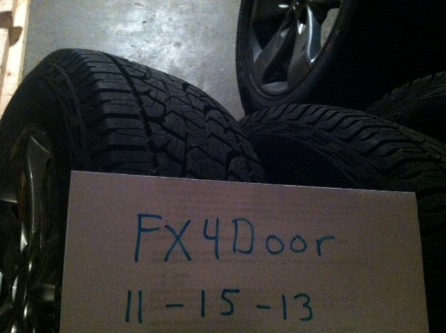 2013 FX4 20&quot; wheels/Perelli Scorpions-ebay12.jpg