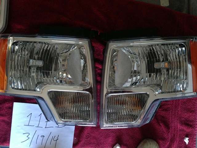 Want to sell:  09+ chrome headlights and tailights-image-2980462945.jpg