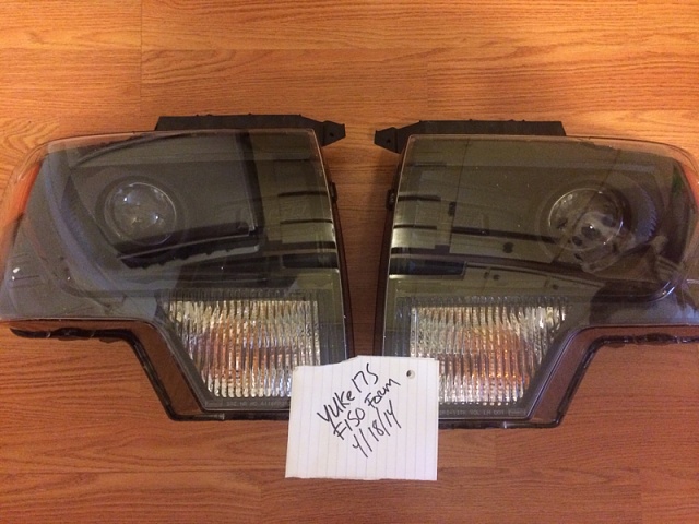 Two pairs black OEM 14 HID headlights-image-2245625016.jpg