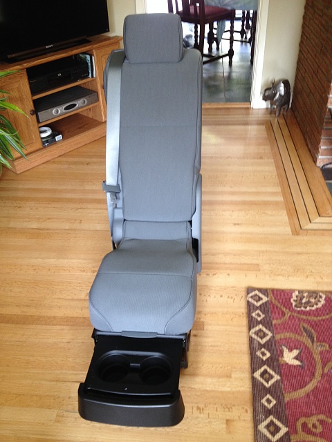 FOR SALE: 2013 XLT Grey Jump Seat-img_0663.jpg