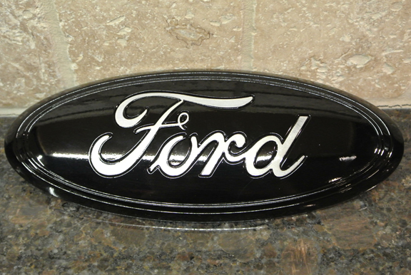 PTM Black Ford grille logo-dsc_0964.jpg