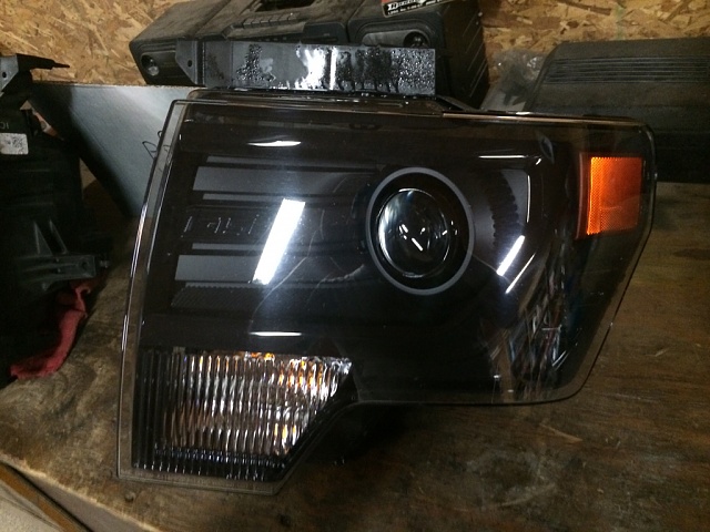 OEM HID FX4 headlights &amp; adapter-image-1536362957.jpg