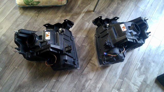 hid housings with lenses led halos-img_20140928_081709.jpg