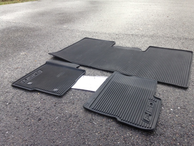 Ford OEM all weather floor mats - Supercrew-img_4202.jpg