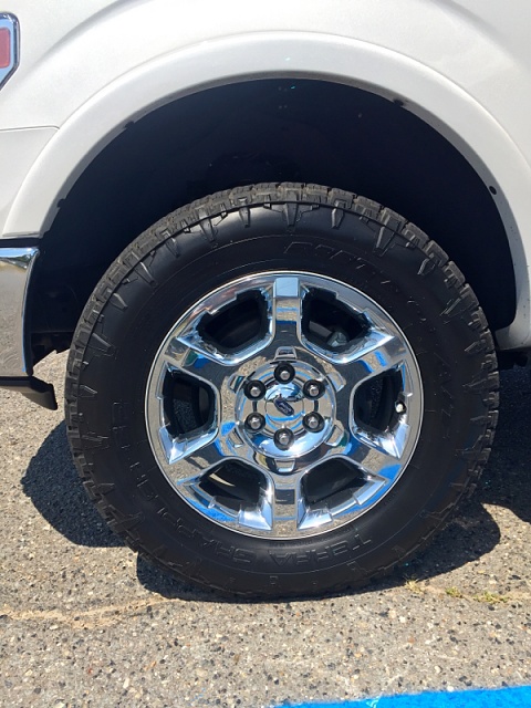 F/S Nitto Terra grappler G2 285/65R20-image-3299627810.jpg