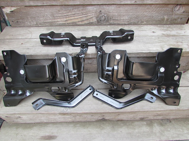 09-14 Front Bumper Mounting Brackets complete set-img_1112.jpg