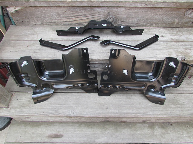 09-14 Front Bumper Mounting Brackets complete set-img_1116.jpg