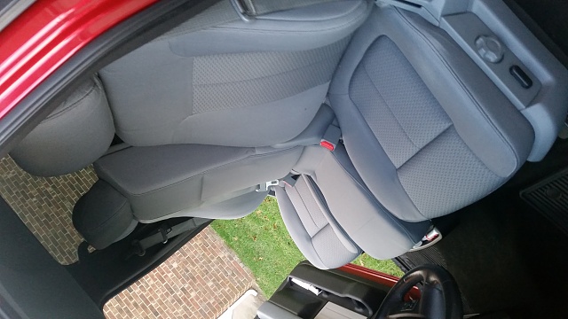 Red F150 Leer 100XL Truck Cap, Front Hitch, Floor mats and covers-20150921_184346.jpg