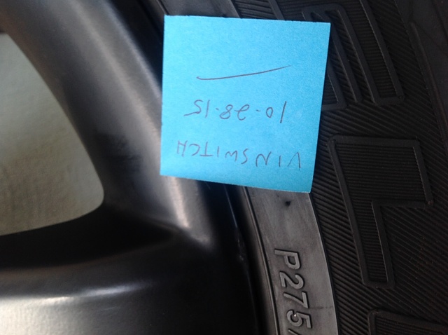 Appearance pkg 20in wheels w/ caps, lugs, sensors-tire-note.jpg