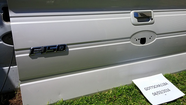 F-150 Tailgate in great condition-20160403_124933.jpg
