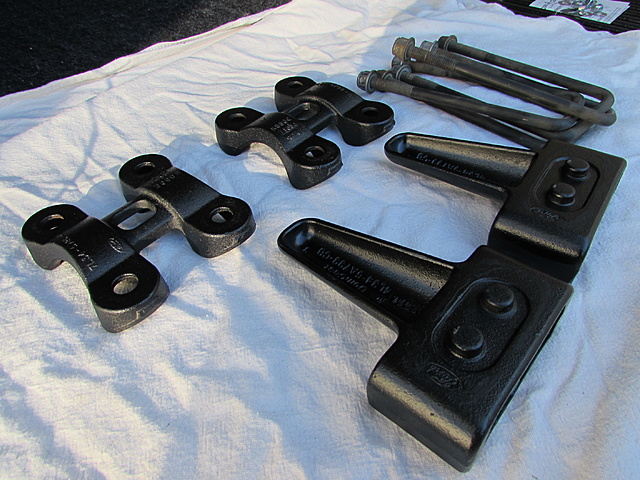 2'' OEM Rear Blocks with U Bolts and Lower Mounts-img_3718.jpg