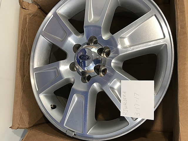 Selling a set of Factory F-150 20&quot; Rims-img_2653.jpg