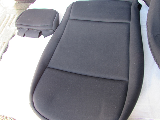 Wet Okole Center Jump Seat Cover Black-img_4090.jpg