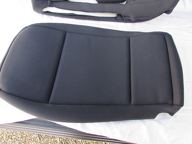 Wet Okole Center Jump Seat Cover Black-img_4094.jpg