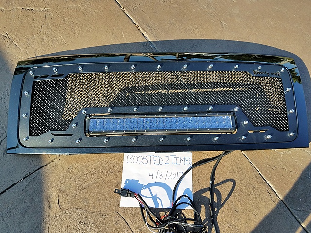 2009-2014 royalty core rcrx grill with factory grill surround-20170403_174337.jpg