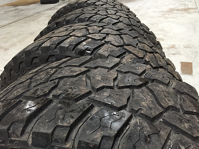 305/70r18 (35x12.50r18) Mickey Thompson ATZ p3-photo827.jpg