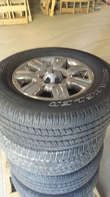 OEM 18&quot; chrome wheels w/tires-advxact.jpg
