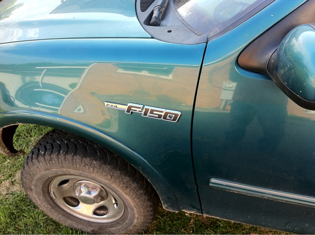 Anyone replace their badges on their truck, or paint them?-image-853986367.jpg