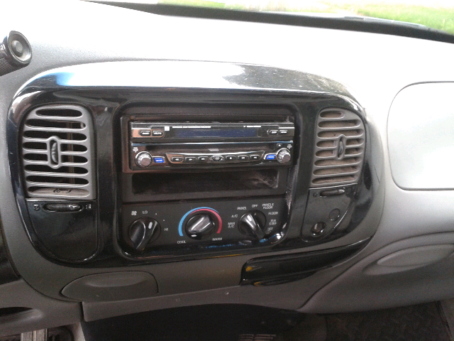 truck stereo receivers-forumrunner_20120529_072805.jpg