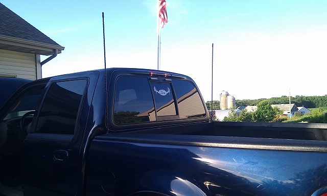Lets see your cb antennas-whips.jpg
