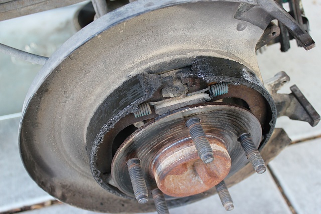 03 rear axle leak, brake replace?-e-brakeshoes.jpg