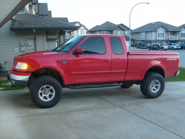 Show'em Off!!! Post up 97-03 trucks!-2001-f150-xlt-4x4-003.jpg