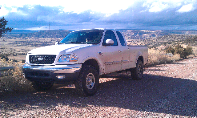post your lifted and/or leveled 97-03 f150s!-forumrunner_20130413_081251.jpg