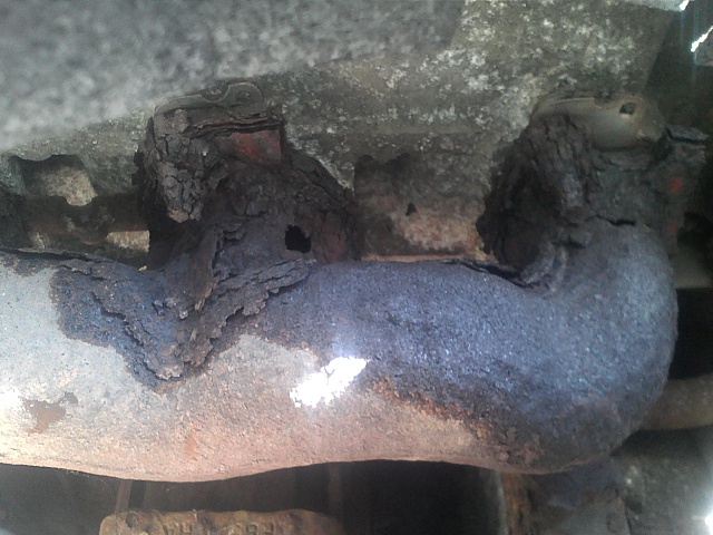 Exhaust manifold in ruin!!-img123.jpg