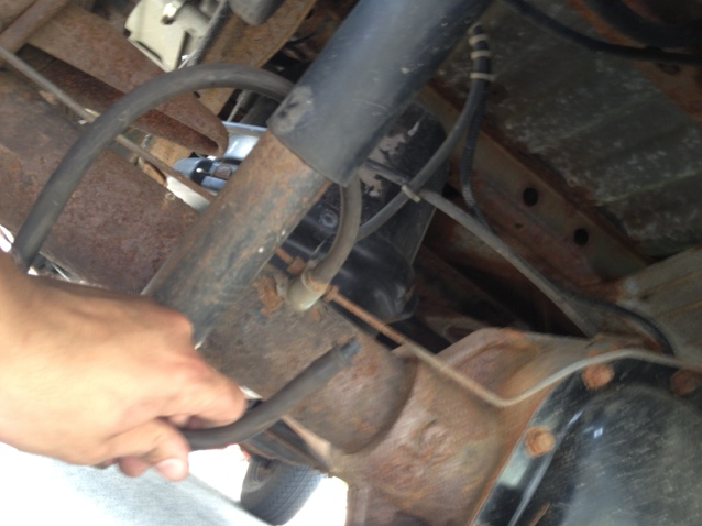 2001 Ford F150 Rubber Tube Hanging off Rear Axle-screen-shot-2013-07-15-11.51.16-am.jpg