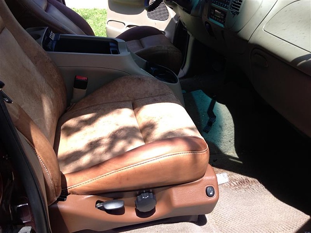 New to me 2002 King Ranch-seat1-medium-.jpg