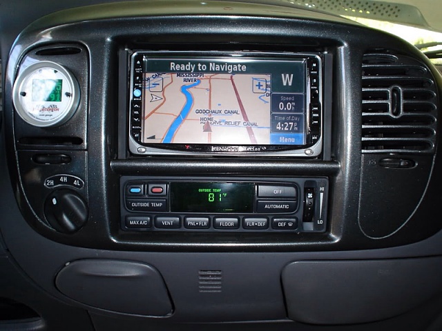 Does anyone know if the 03 f150 has a compatible touch screen?-image-2701187884.jpg